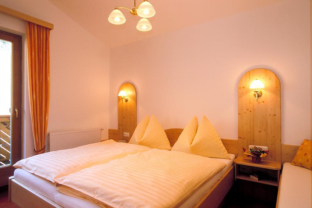 Oberstockerhof Apartamento Sankt Johann im Pongau Quarto foto